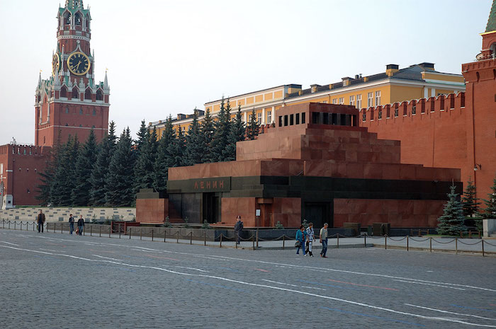 Кабмин не поддержал законопроект о захоронении Ленина