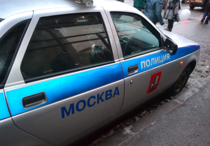 В Москве у здания Следственного комитета задержали участников пикета в поддержку адвокатов из КБР