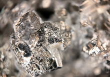 Кластер переработки редкоземельных металлов в РФ начнут строить в конце года