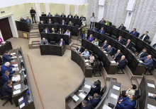 В «пикировке» губернатора Егорова с депутатом Фроловой усмотрели более глубокие основания