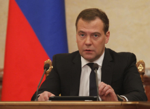  Медведев подписал распоряжение о строительстве железной дороги в обход Украины