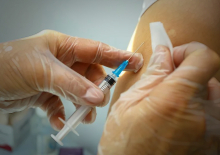 В мэрии Москвы вакцинировались более 70% сотрудников