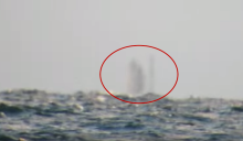 Корабль-призрак попал на видео в США