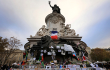  Во Франции учредили медаль для жертв теракта