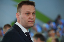 Стало известно, сколько Навальный тратит на отдых за границей