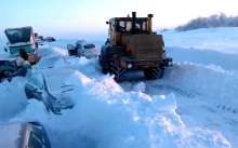Житель Оренбурга, попавший в «снежную пробку», записал видеообращение к Владимиру Путину