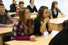 Старшеклассникам могут начать преподавать «Современную Россию»