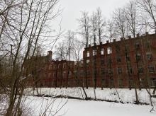 Градозащитник рассказал, почему в Вышнем Волочке Тверской области рухнула стена исторической фабрики
