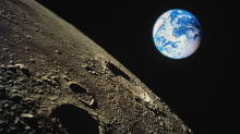 Ученые: Луна является осколком мантии Земли