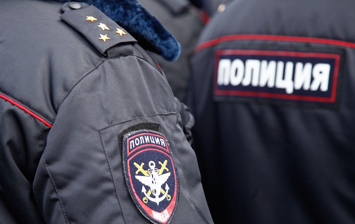 В Астрахани молодой человек показал полицейским «спайс» вместо документов