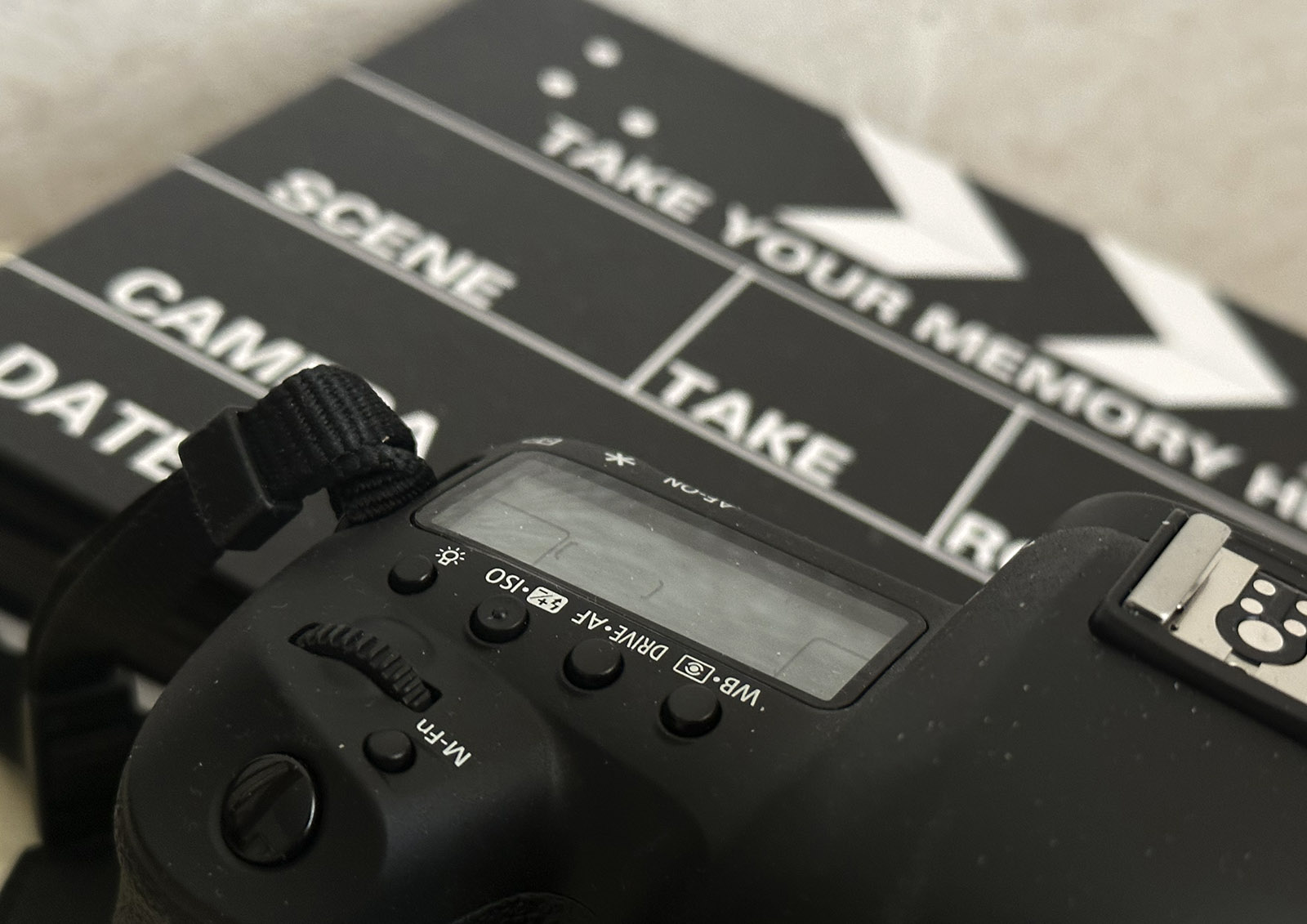 Кино, телевидение и интернет в России хотят передать специальному ведомству