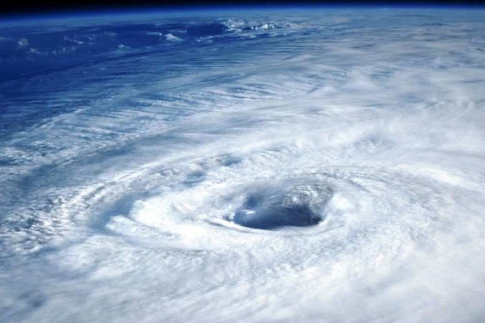 Ученые зафиксировали аномальный рост силы атлантических ураганов