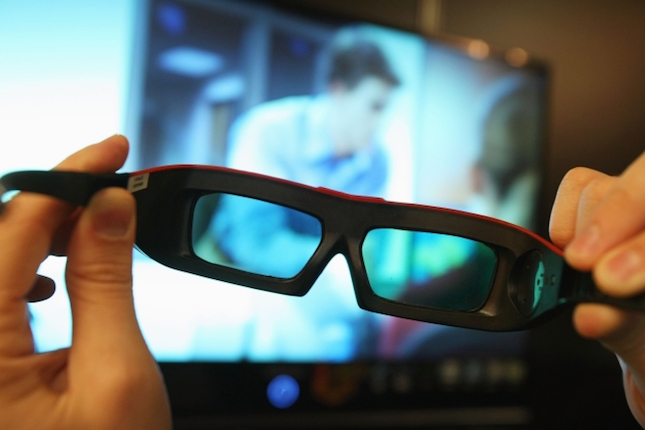 Ученые: работу головного мозга улучшает просмотр 3D фильмов 