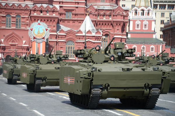 «Черные ящики» установят на российскую бронетехнику
