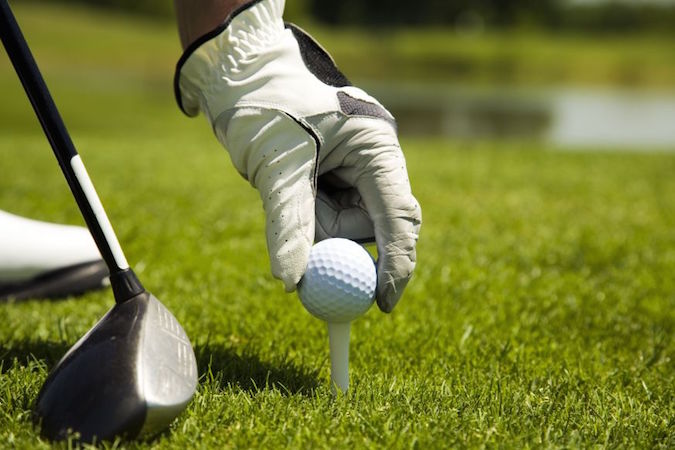 Китайским чиновникам запретили играть в гольф