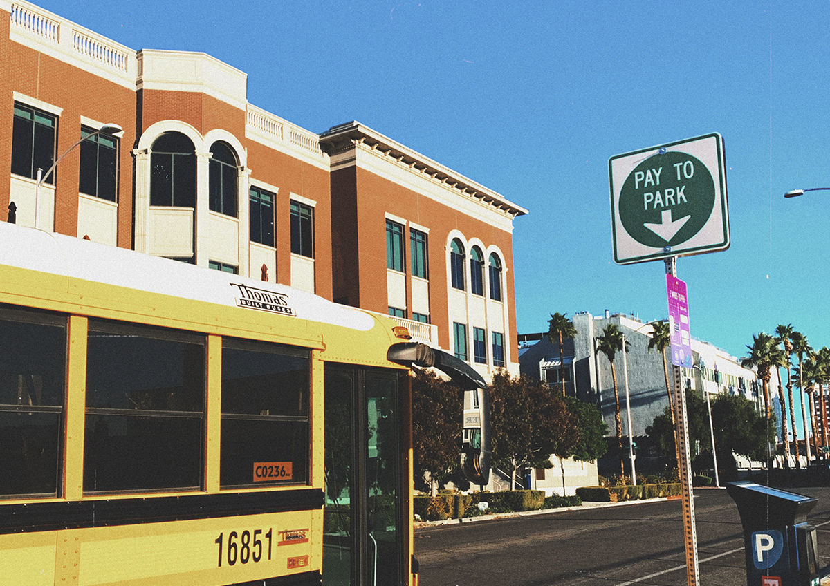 «Земский учитель по-американски»: в США помогают педагогам с жильём