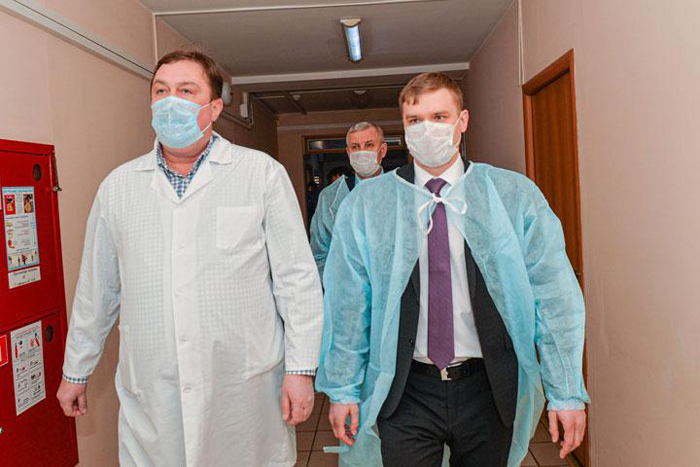 СМИ и депутаты Хакасии требуют не скрывать реальные данные о коронавирусе