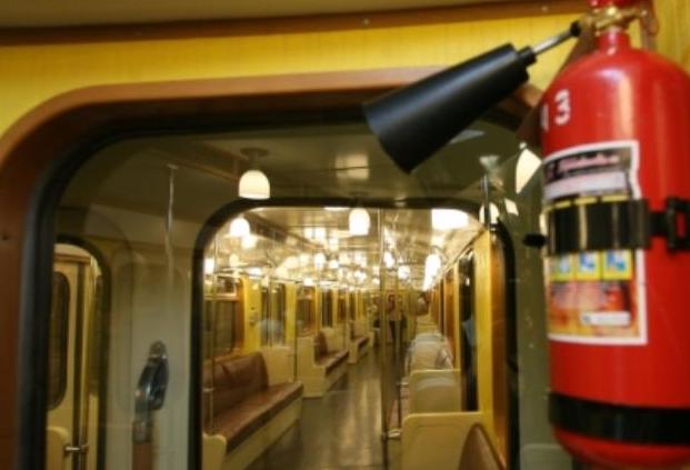  Telegram-канал сообщил о возгорании поезда «Москва» в столичном метро