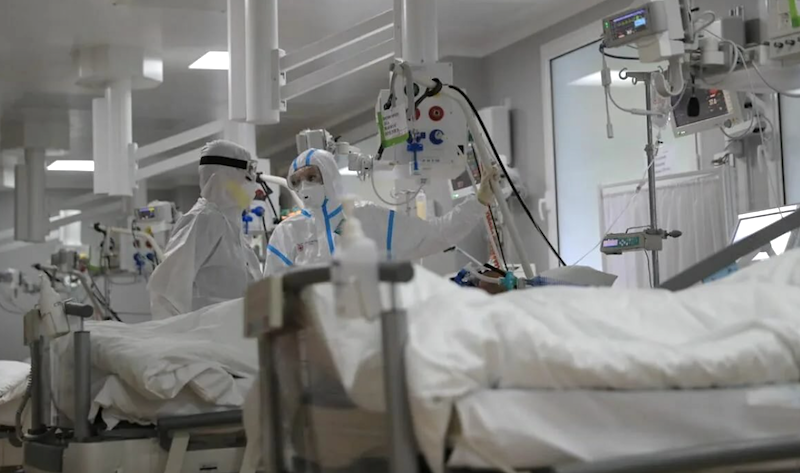 Стало известно, чем занимаются пациенты ковидного госпиталя в Москве 