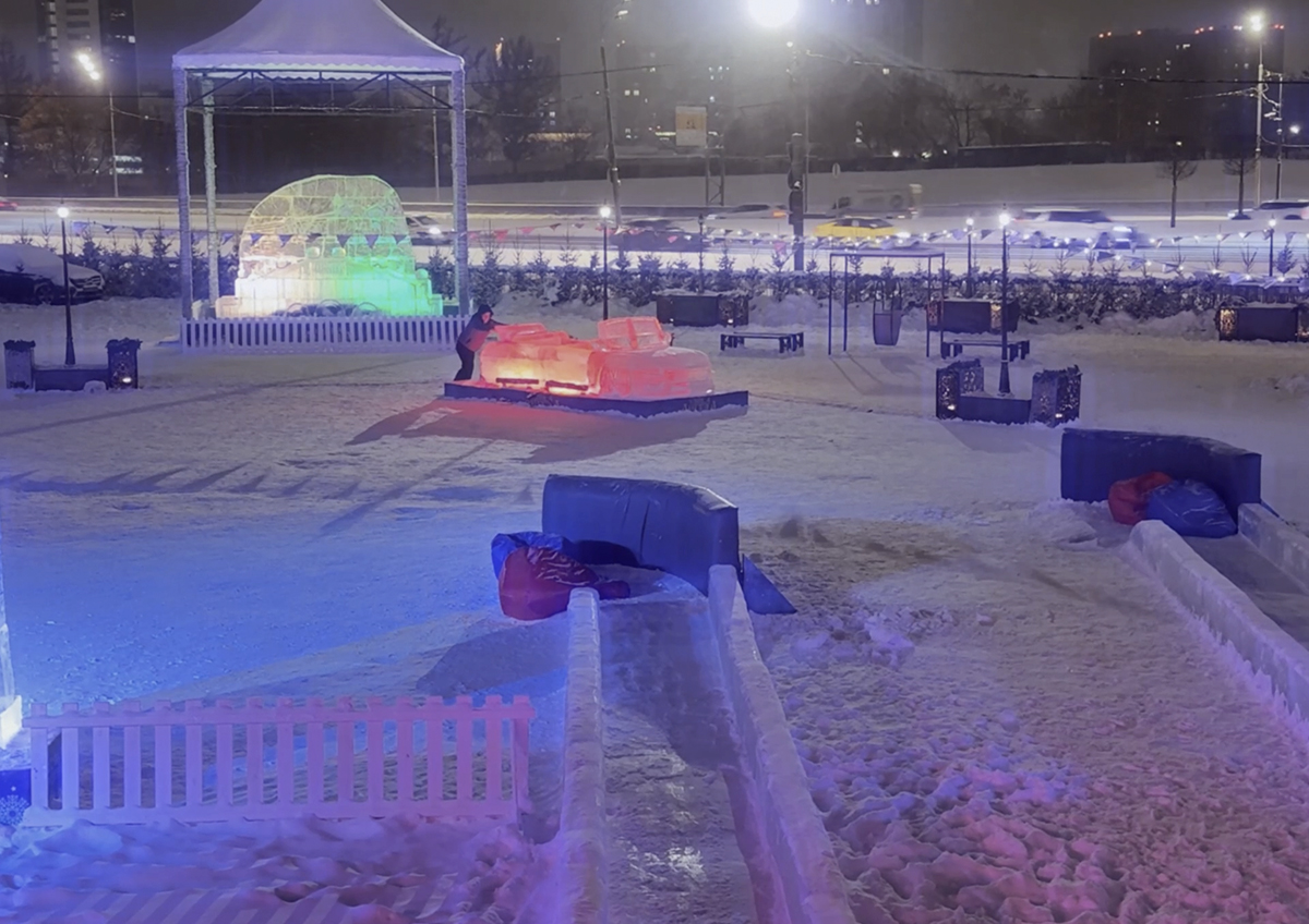 На фестивале «Ледовая Москва» неизвестный попытался украсть скульптуру