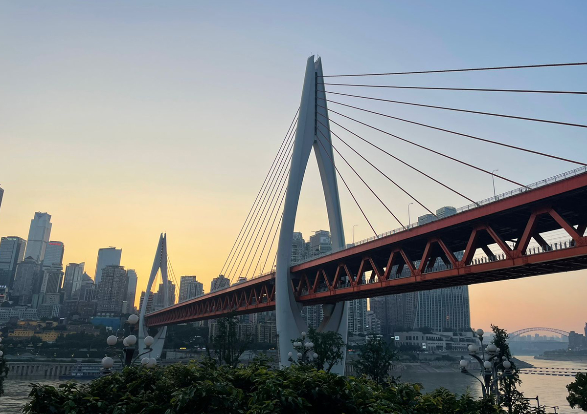 Средние страны кооперируются на фоне торгового соперничества США и КНР