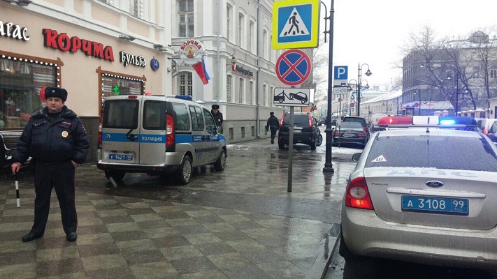  Полиция не нашла бомбу в московском офисе ПАРНАС